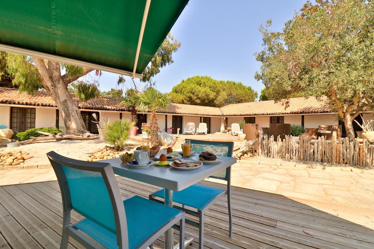 Hotel Les Rizieres Saintes-Maries-de-la-Mer Exteriér fotografie